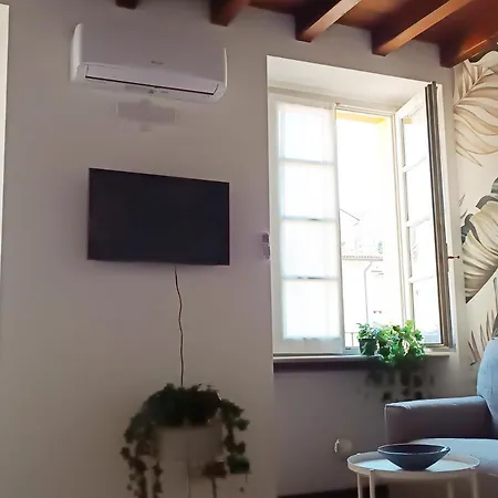 Апартаменты Casa Di Alice Комо